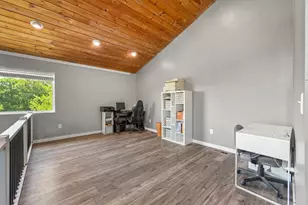 8808 Plum Creek Rd, Vevay, IN 47043 - Photo 17