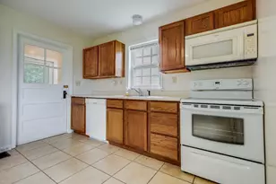 1016 Central Ave, Batesville, IN 47006 - Photo 7