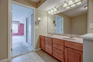 300 Riverscape Ct, Lawrenceburg, IN 47025 - Photo 31