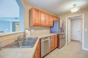 300 Riverscape Ct, Lawrenceburg, IN 47025 - Photo 17