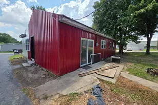 202 E Jackson St, Vevay, IN 47043 - Photo 5