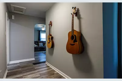 2806 Vermont Avenue, Connersville, IN 47331 - Photo 13