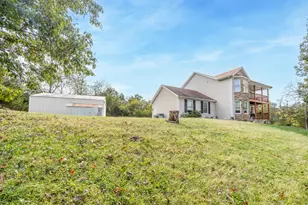 18133 Rainbow Rd, Lawrenceburg, IN 47025 - Photo 3