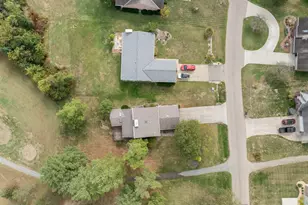 19358 Par Dr, Lawrenceburg, IN 47025 - Photo 19