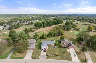 19358 Par Dr, Lawrenceburg, IN 47025 - Photo 17