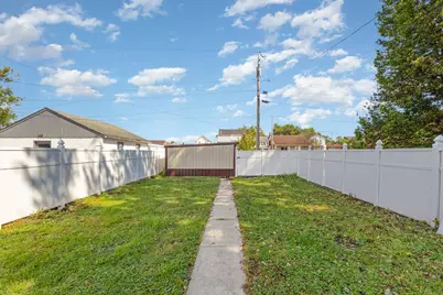 224 Charlotte, Lawrenceburg, IN 47025 - Photo 25