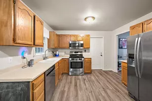 4727 Tall Oak Dr, Aurora, IN 47001 - Photo 9