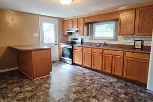 104 NW Eighteenth St, Richmond, IN 47374 - Photo 11