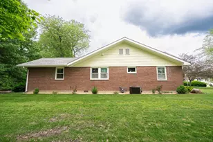918 Warn St, Milan, IN 47031 - Photo 9