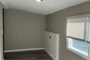 580 Indiana Ave, Aurora, IN 47001 - Photo 9