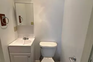 1015 Beech St, Connersville, IN 47331 - Photo 9