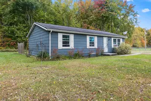 723 Floyd Dr, Versailles, IN 47042 - Photo 3