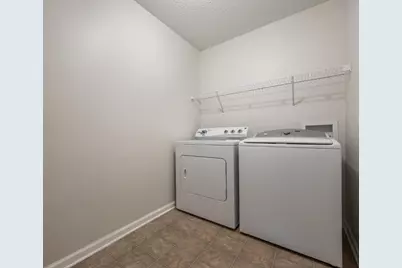 822 Westpointe Drive, Shelbyville, IN 46176 - Photo 29