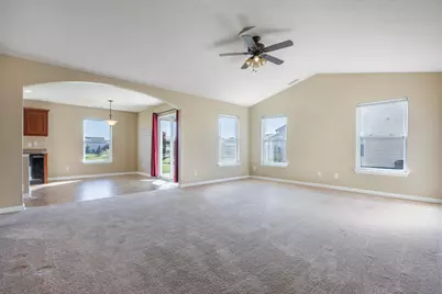 822 Westpointe Drive, Shelbyville, IN 46176 - Photo 13