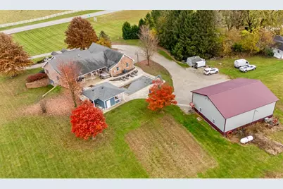 7904 S Sr 129 S, Versailles, IN 47042 - Photo 3