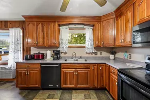 4267 W State Road 44, Connersville, IN 47331 - Photo 17