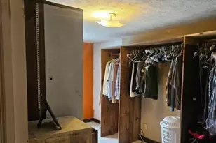 8116 Briarway Ct, Guilford, IN 47022 - Photo 7