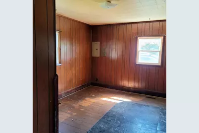 311 S Pleasant Street, Milroy, IN 46156 - Photo 5