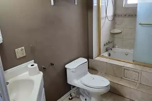 1210 Franklin Ave, Brookville, IN 47012 - Photo 7