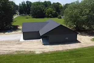 381 Itawamba Trail, Greensburg, IN 47240 - Photo 5