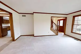 80 Hillcrest Estates Dr, Batesville, IN 47006 - Photo 9