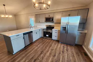 16027 North State Road 156, Patriot, IN 47038 - Photo 9