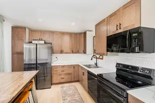 21412 Georgetown Rd, Lawrenceburg, IN 47025 - Photo 7