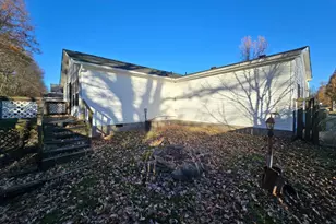 615 Brick Yard Dr, Sunman, IN 47041 - Photo 17