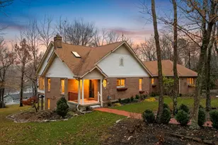 20074 Ravenda Dr, Lawrenceburg, IN 47025 - Photo 1