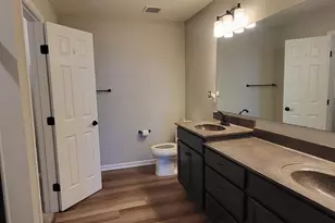 614 River Rdg, Lawrenceburg, IN 47025 - Photo 3