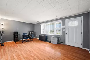 226 Maple St, Sunman, IN 47041 - Photo 9