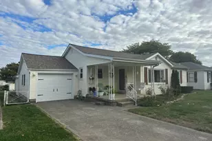 312 W 2nd St, Greensburg, IN 47240 - Photo 3