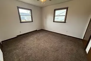 838 W 6th St, Connersville, IN 47331 - Photo 7