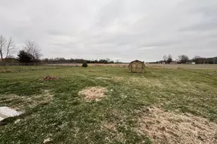 13082 Mary Ann Dr, Rising Sun, IN 47040 - Photo 11