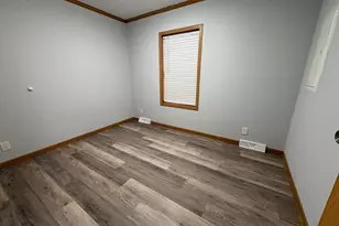 13082 Mary Ann Dr, Rising Sun, IN 47040 - Photo 9