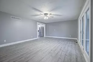 637 Ludlow St, Lawrenceburg, IN 47025 - Photo 21