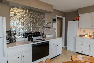 2323 Seneca Dr, Madison, IN 47250 - Photo 9