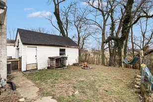 414 Manchester St, Aurora, IN 47001 - Photo 15