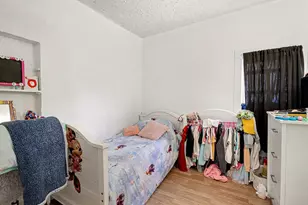 414 Manchester St, Aurora, IN 47001 - Photo 9