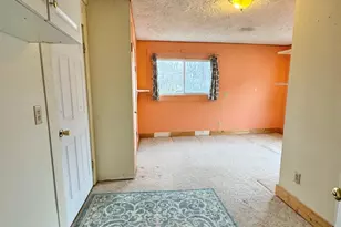 319 N Carver St, Greensburg, IN 47240 - Photo 21