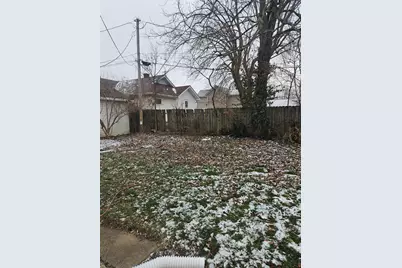 323 E 13th Street, Connersville, IN 47331 - Photo 15