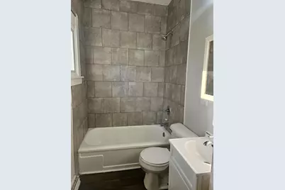 323 E 13th Street, Connersville, IN 47331 - Photo 7