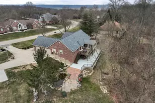 1273 St Andrews Ln, Lawrenceburg, IN 47025 - Photo 57