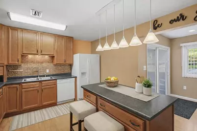 527 Indiana Avenue, Aurora, IN 47001 - Photo 5