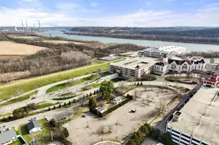 515 Dunn St, Lawrenceburg, IN 47025 - Photo 3