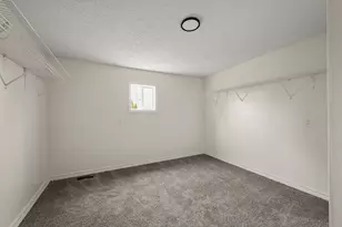 210 W 1st St, Greensburg, IN 47240 - Photo 15