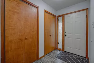 20013 Ravenda Dr, Lawrenceburg, IN 47025 - Photo 5