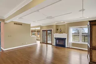 19327 Par Dr, Lawrenceburg, IN 47025 - Photo 7