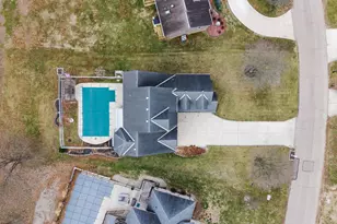 19327 Par Dr, Lawrenceburg, IN 47025 - Photo 49