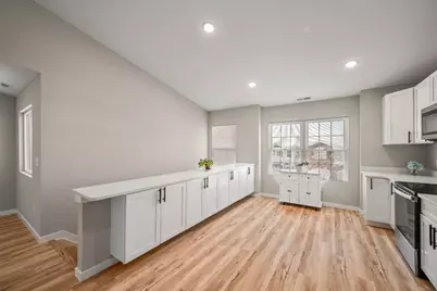 1530 Nowlin Avenue #202, Lawrenceburg, IN 47025 - Photo 9